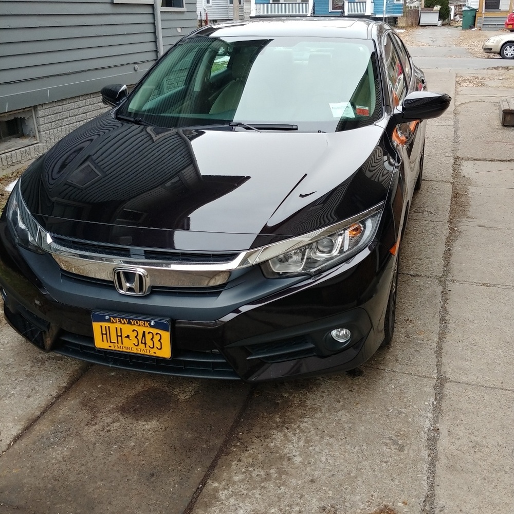 Meet your Posher, Jonathan